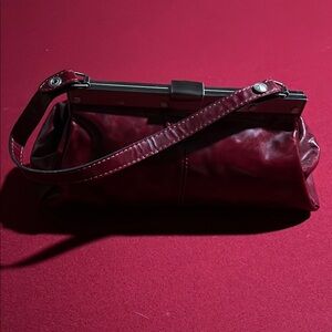 Elegant Burgundy Leather Clutch